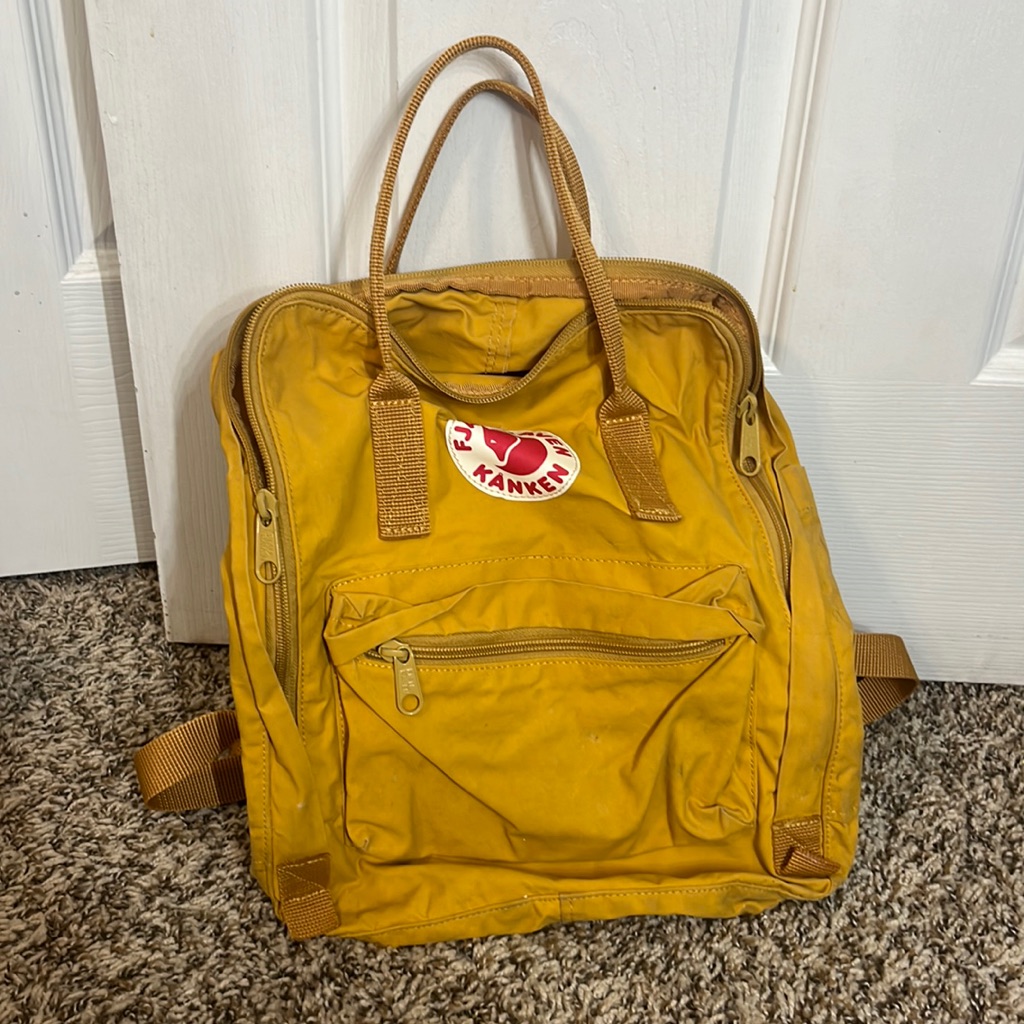 Fjllrven Knken Mustard Backpack